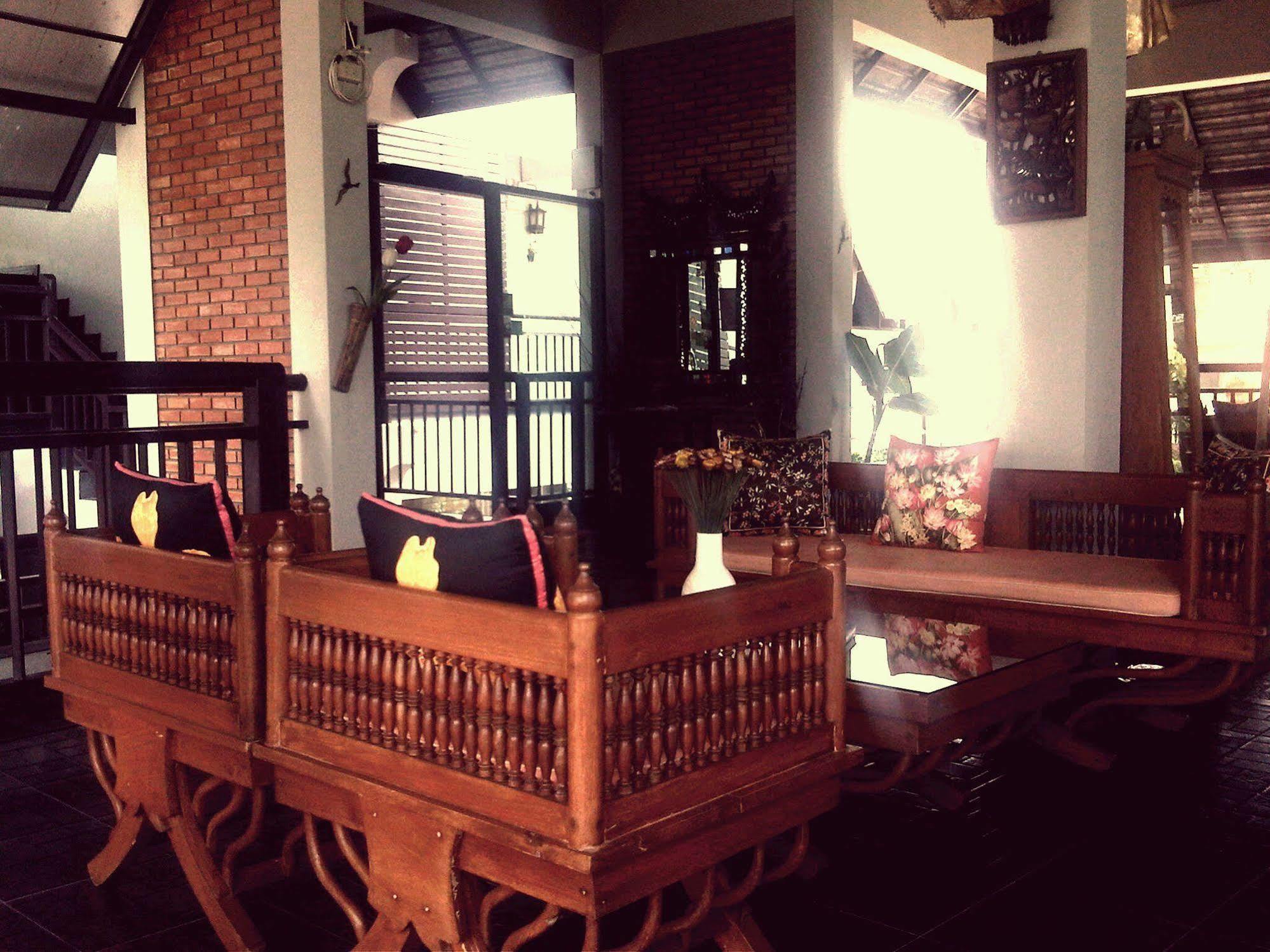 Phaya Inn Lamphun Exterior foto
